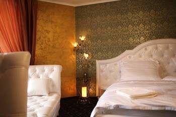 Hotel Kotva ブラチスラヴァ エクステリア 写真